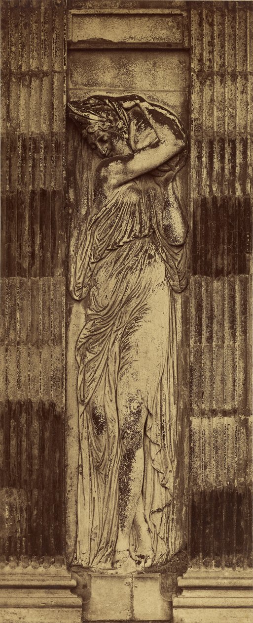 [ Détail des Nymphe de Jean Goujon] / [Nymphe, Fontaine des Innocents, Paris] - Charles Marville