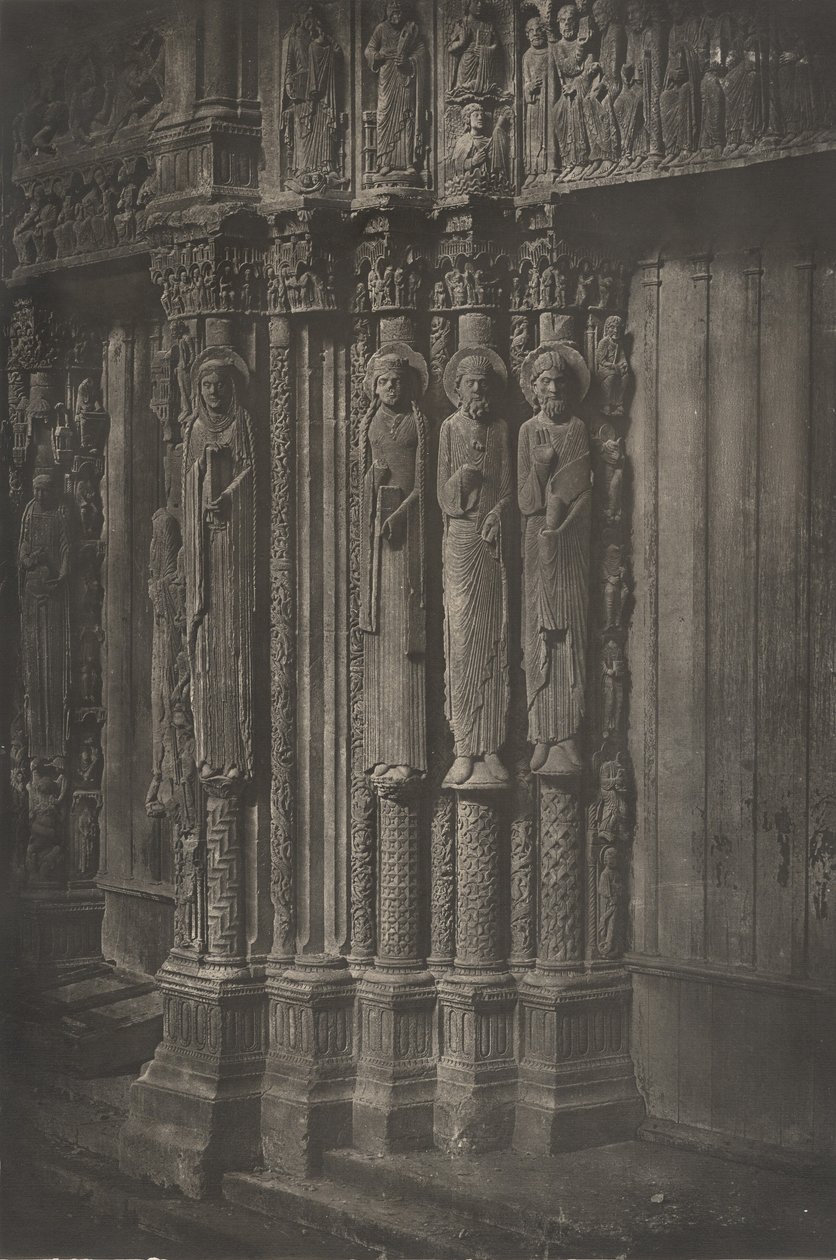 Planche XIII Cathédrale de Chartres, Statues Colonnes de la Porte Centrale du Portail, 1855 - Charles Nègre