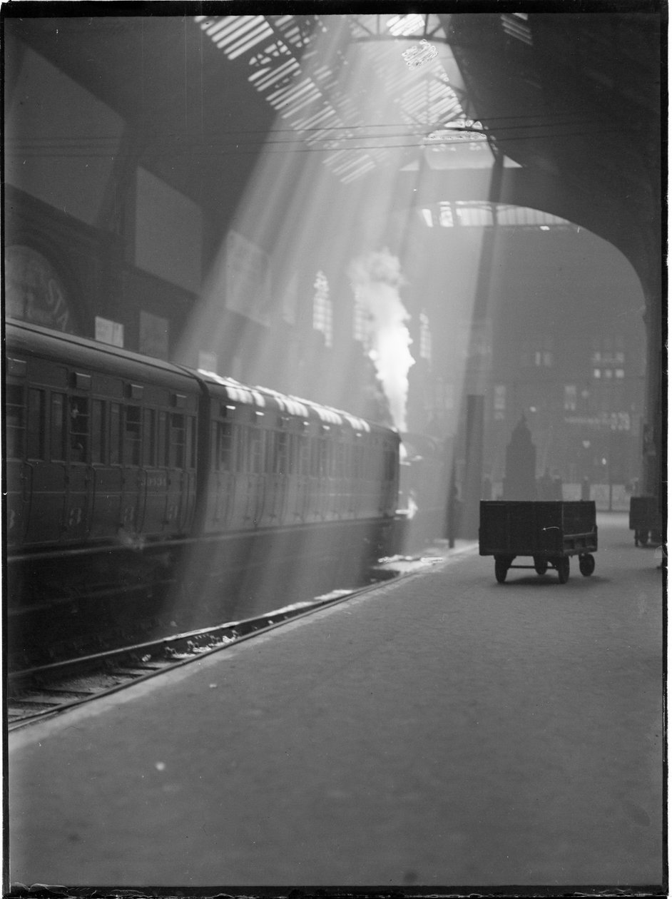 Gare de Liverpool Street, Liverpool Street, City of London, Greater London Authority, vers 1932 - Charles William Prickett