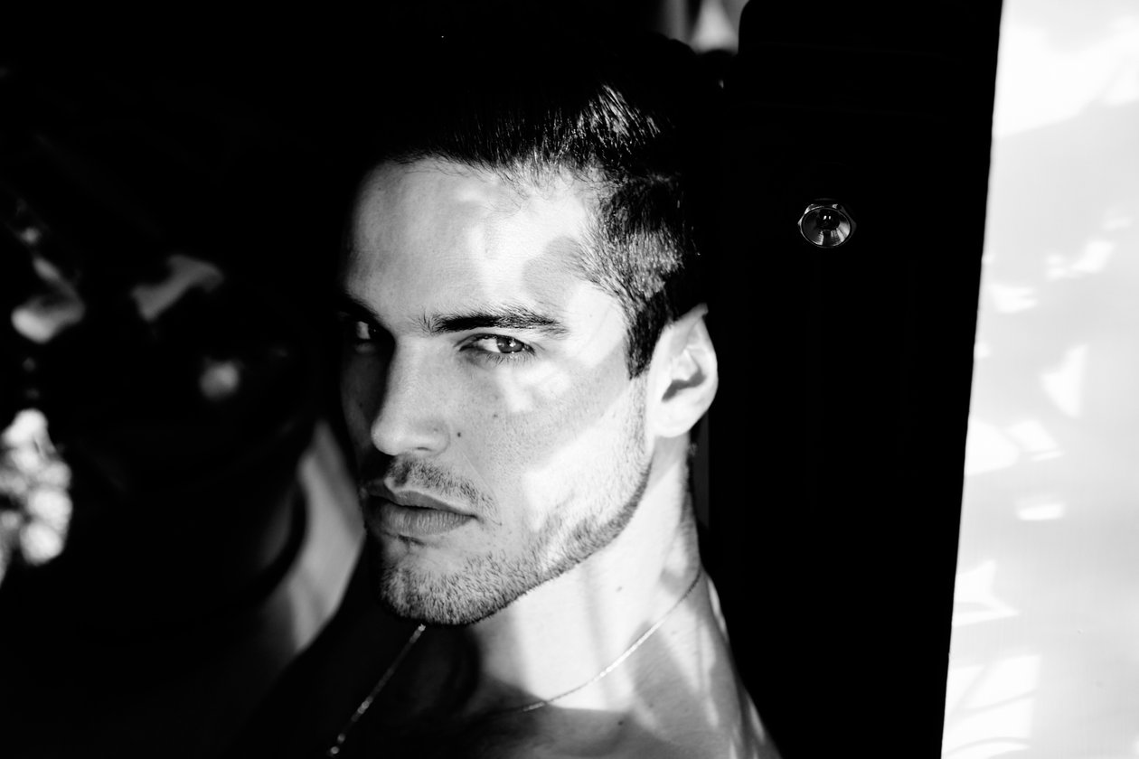 Men, 2011 (photo) - Diana Gomez