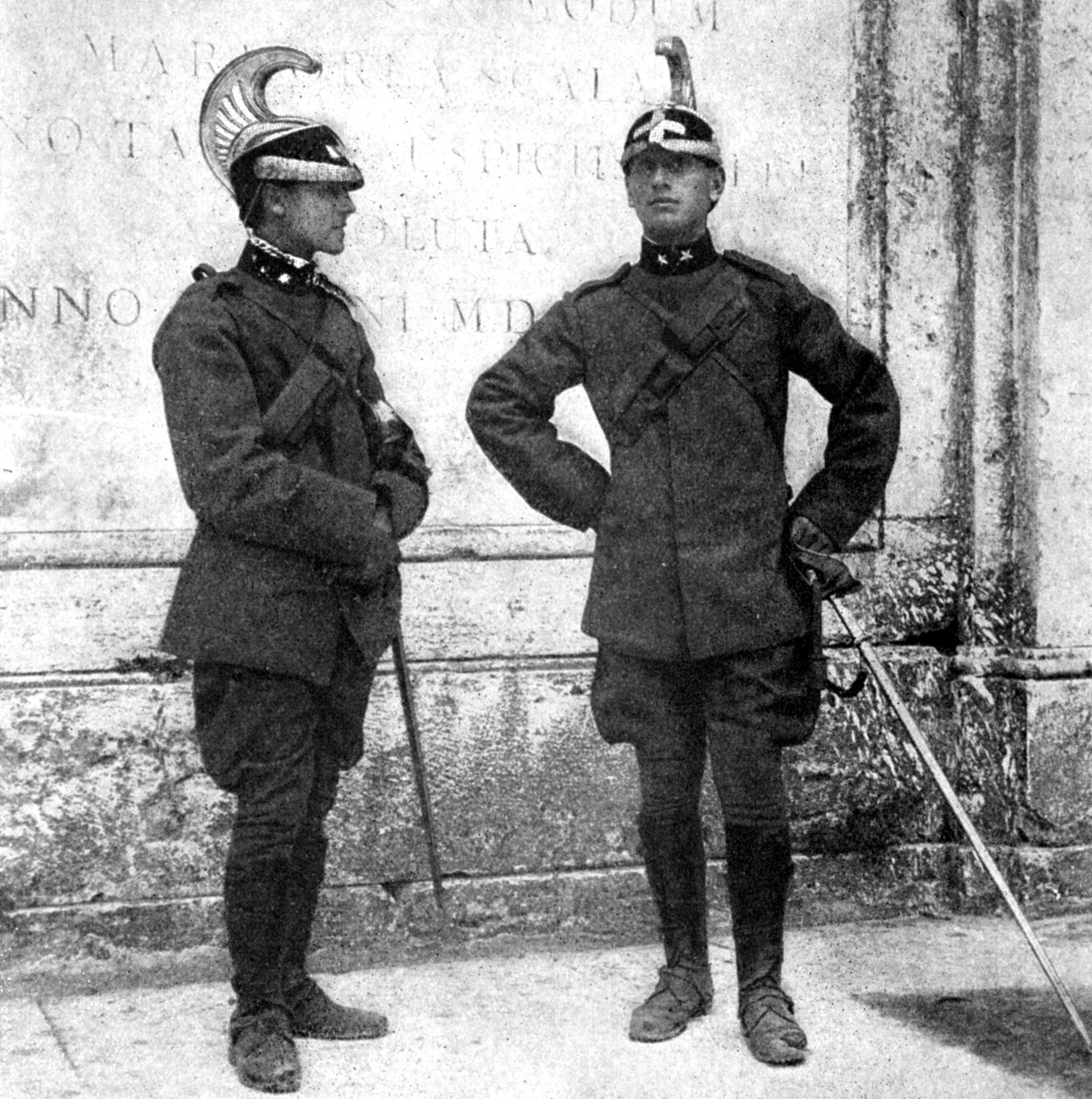 Deux dragons italiens, 1922 - Donald McLeish