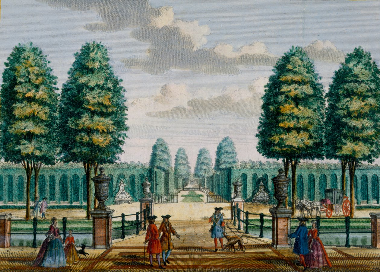 Vue de la maison vers la porte d