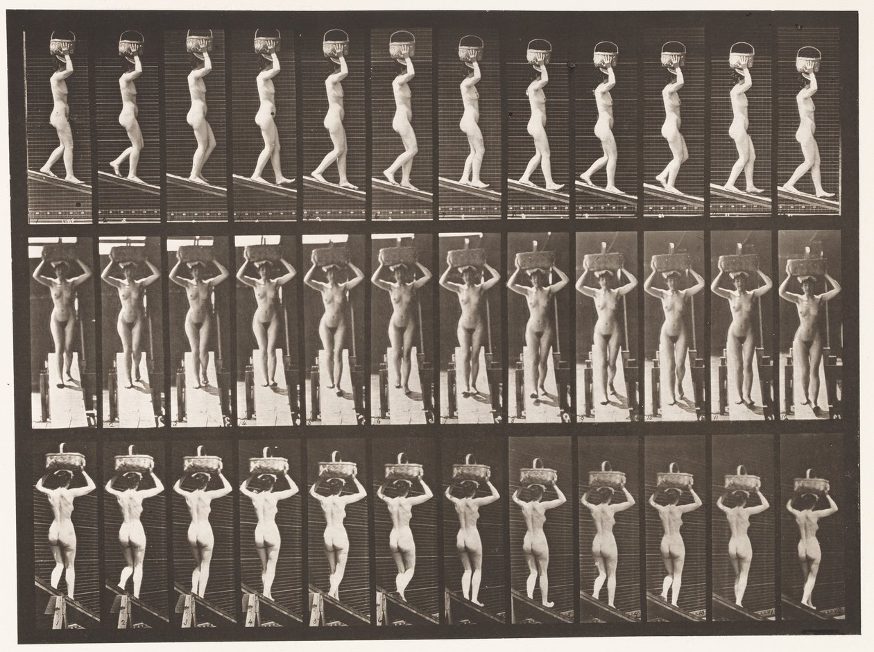 Planche 124. Descendre une pente, panier de 20 lb sur la tête, mains levées, 1872-1885 - Eadweard Muybridge