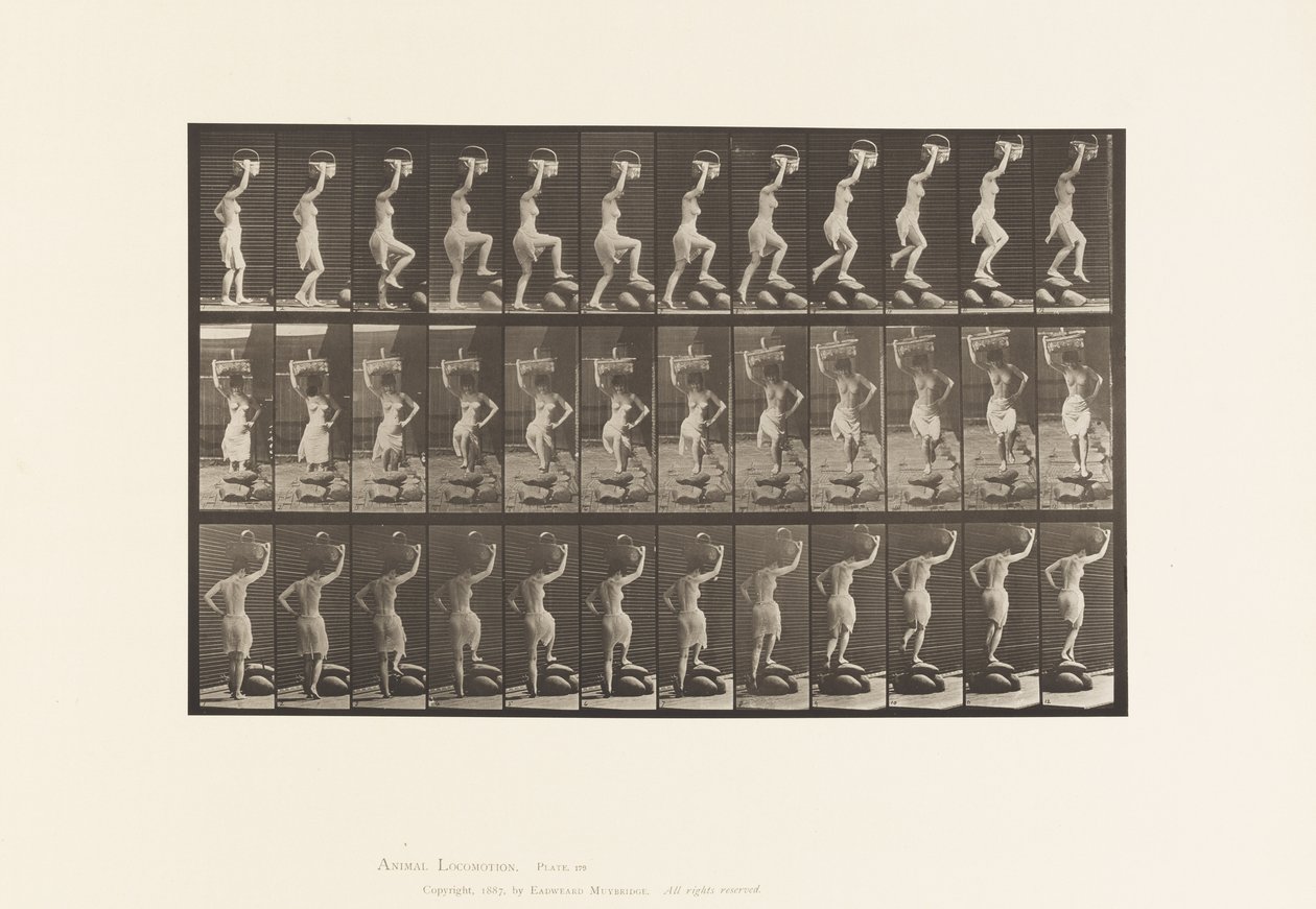 Planche 179. Marcher sur et par-dessus une pierre, un panier sur la tête - Eadweard Muybridge