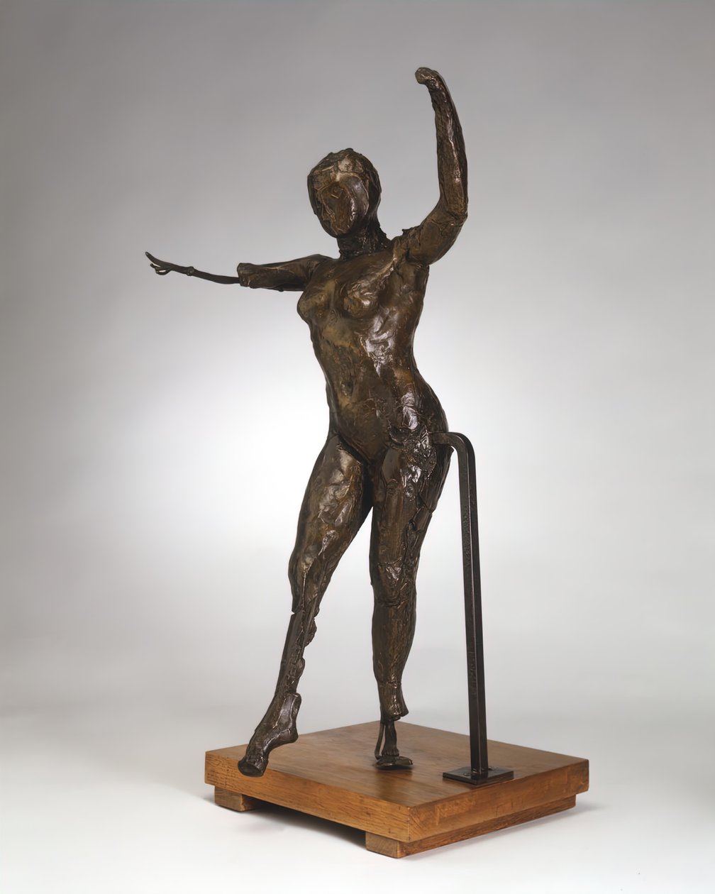Danseur Avançant, Bras Levés, Jambe Droite en Avant, vers 1882-1895, moulé 1919-1932 - Edgar Degas