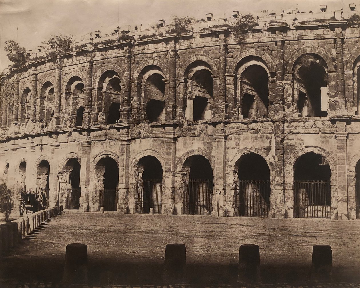 [Amphithéâtre, Nîmes] - Édouard Baldus
