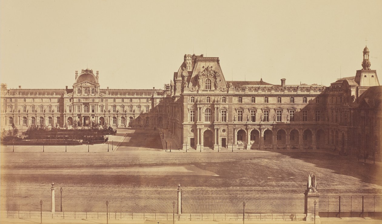 La Cour Napoléon vue des Tuileries, Louvre, Paris - Édouard Baldus
