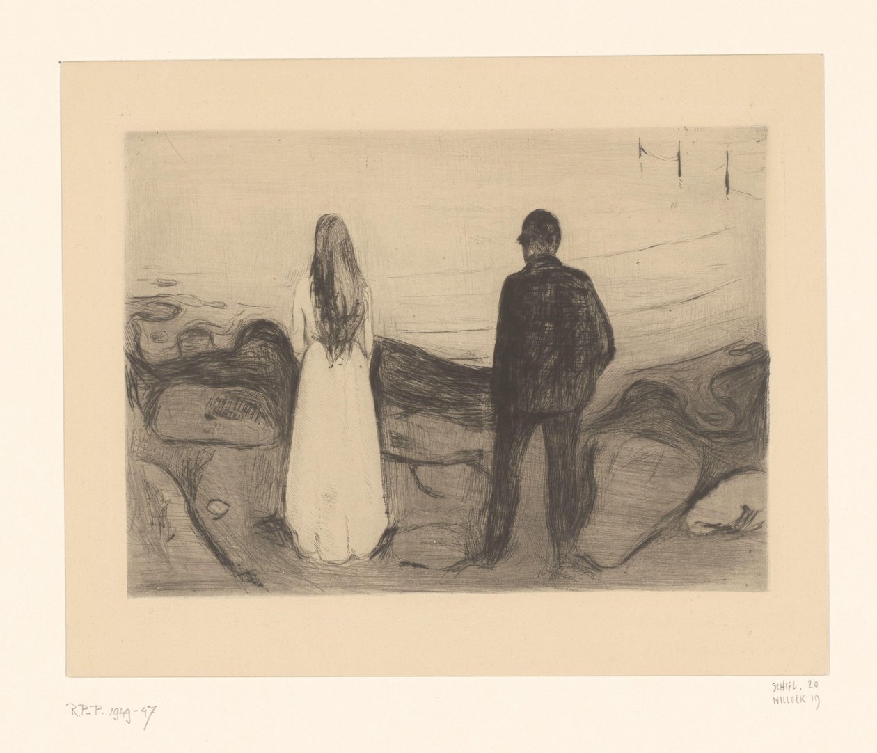Homme et femme debout au bord de l