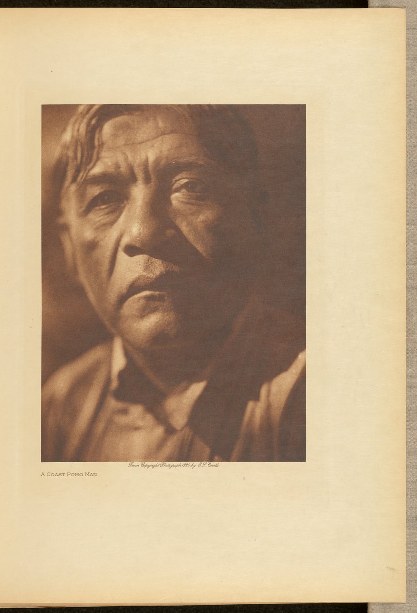 Un homme de la côte Pomo - Edward S. Curtis