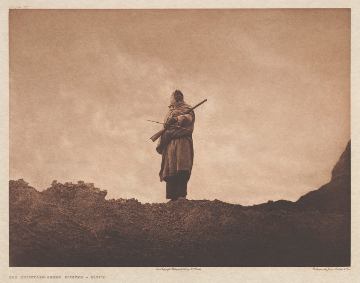 Portfolio III, planche 110 : Le chasseur de mouflons - Edward S. Curtis