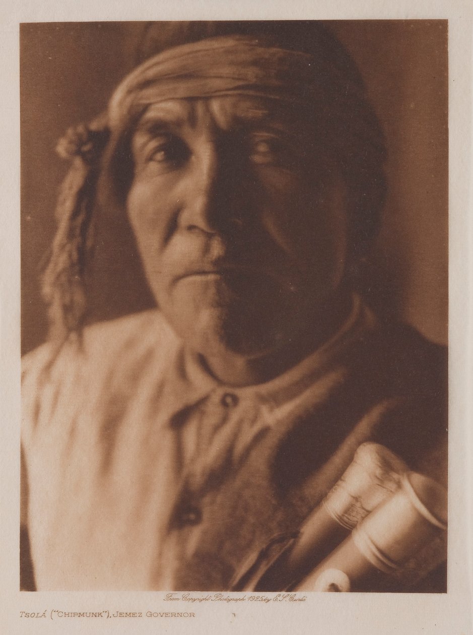 Tsola (Chipmunk), gouverneur de Jemez - Edward S. Curtis