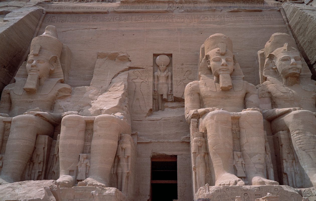 Antiquité égyptienne : Colosse du temple de Ramsès II - Egyptian 19th Dynasty