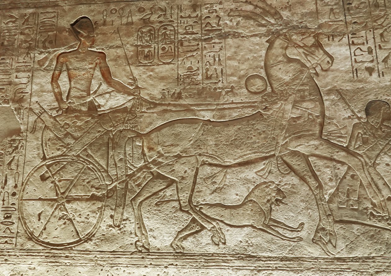Ramsès II sur son char, grand temple d