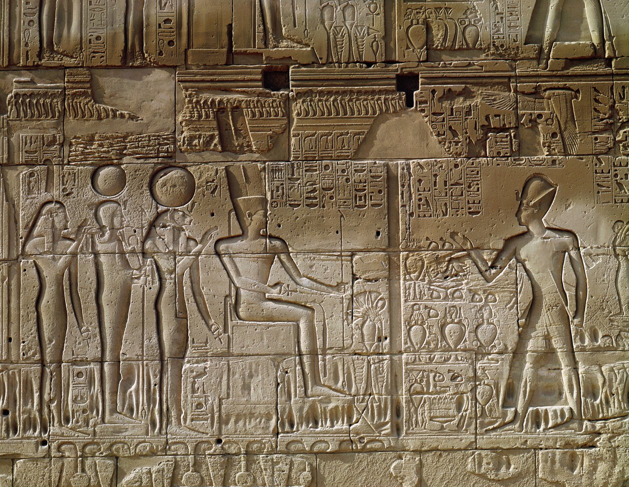 Relief représentant Séthi Ier (c.1294-1279 av. J.-C.) faisant une offrande à Amon, du mur extérieur nord de la salle hypostyle, Nouvel Empire - Egyptian 19th Dynasty