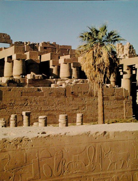 Mur de Ramsès II et le temple de Thoutmôsis - Egyptian 19th Dynasty
