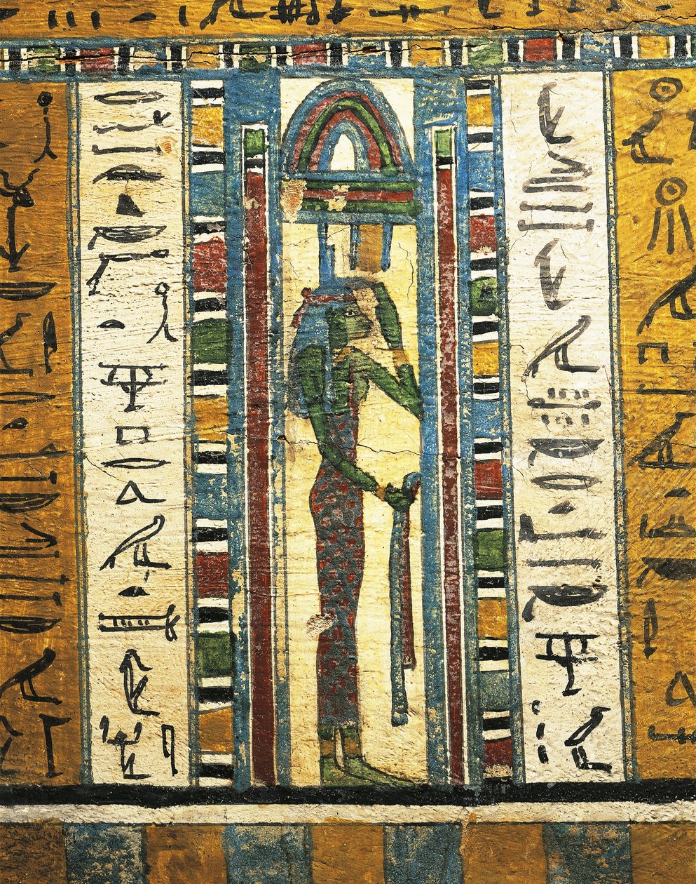 Panneau en bois plâtré et peint représentant la déesse Isis, du sarcophage d