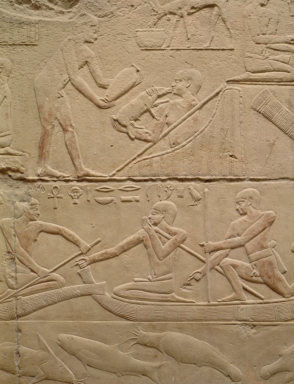 Relief représentant un homme s