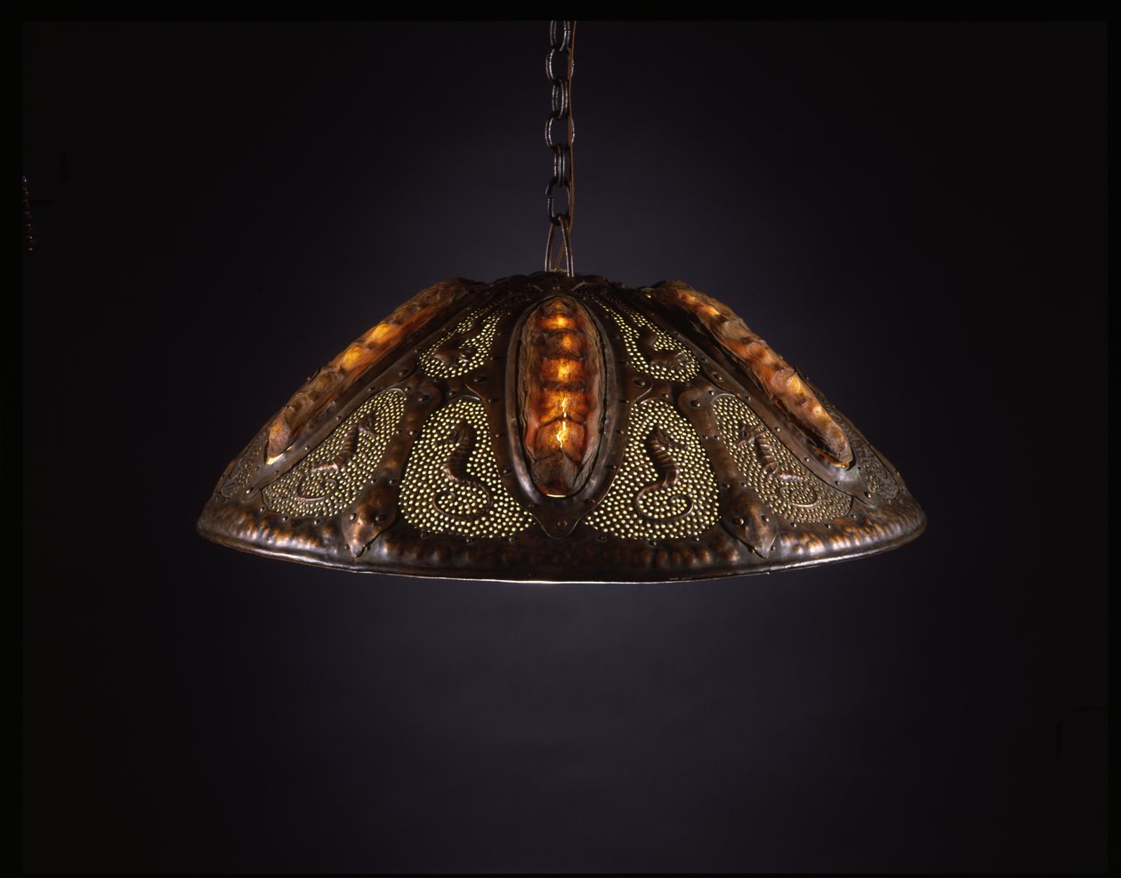Lustre, vers 1910 - Elizabeth Eaton Burton