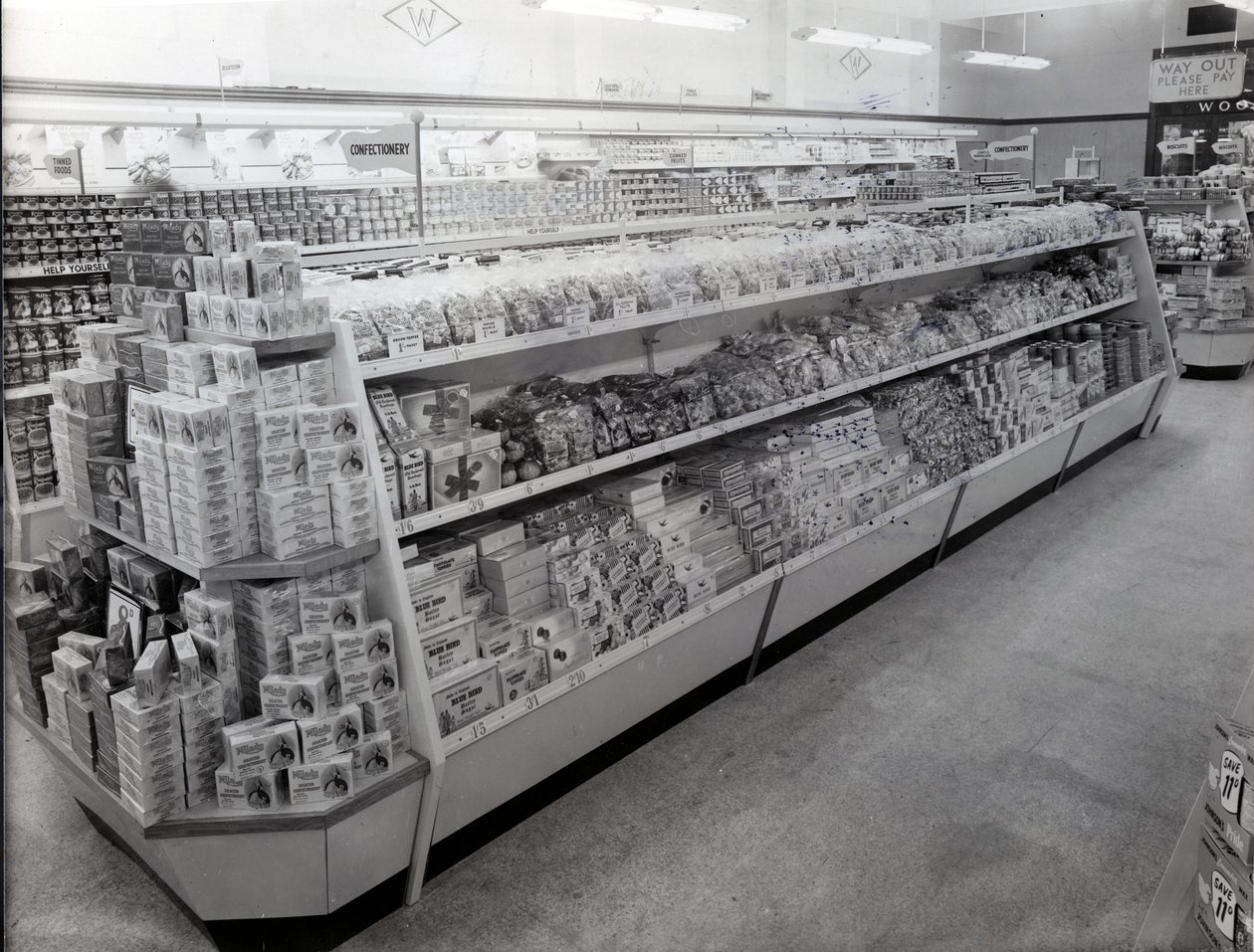 Rayon de confiserie, magasin Woolworths, 1956 - English Photographer