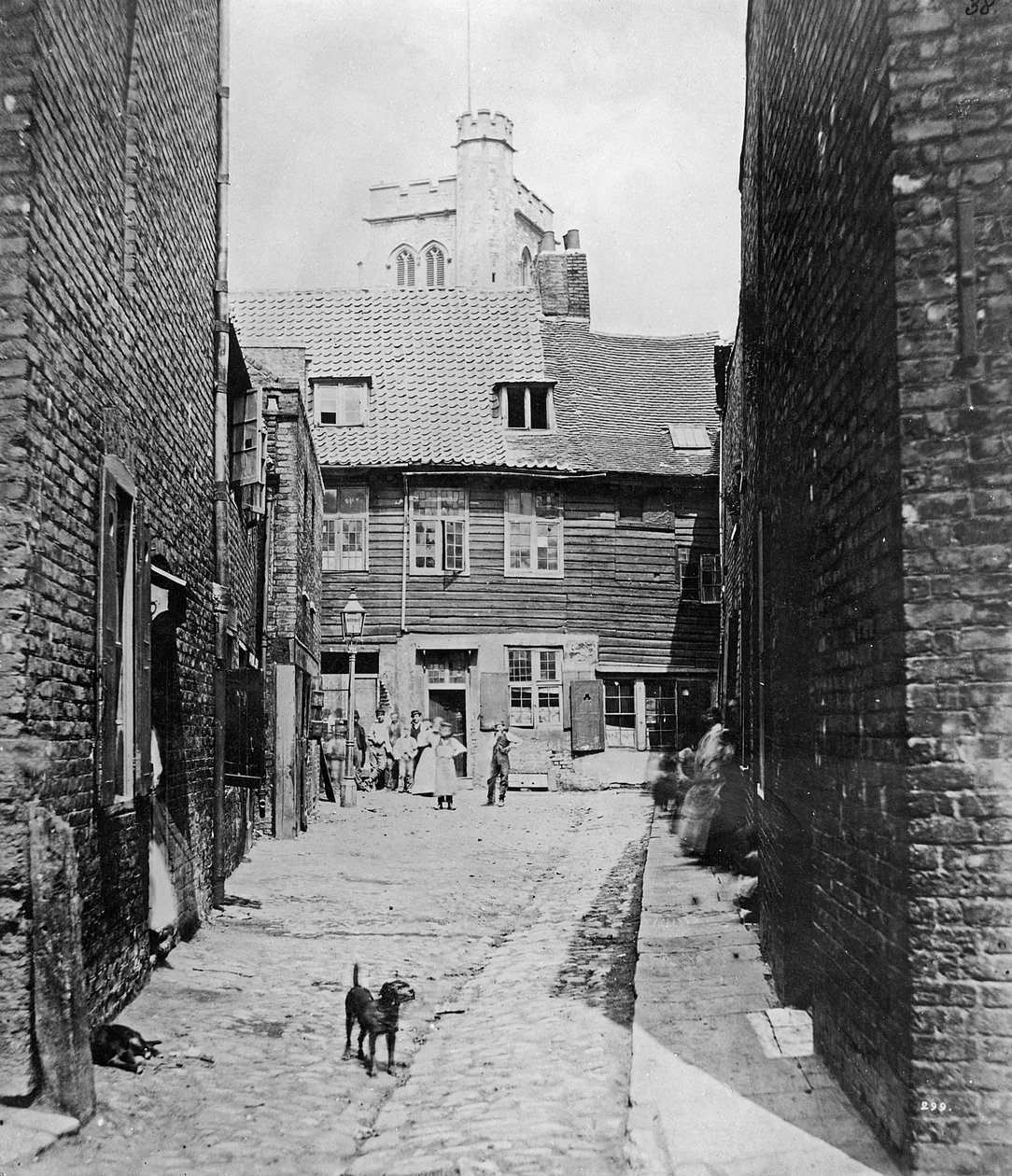 Scène de rue dans le Londres victorien - English Photographer