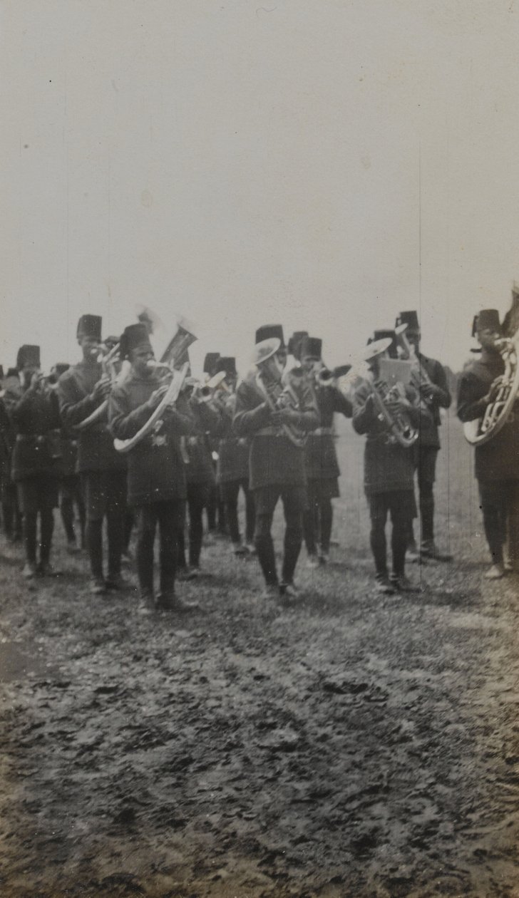 La fanfare, 1914 - English Photographer