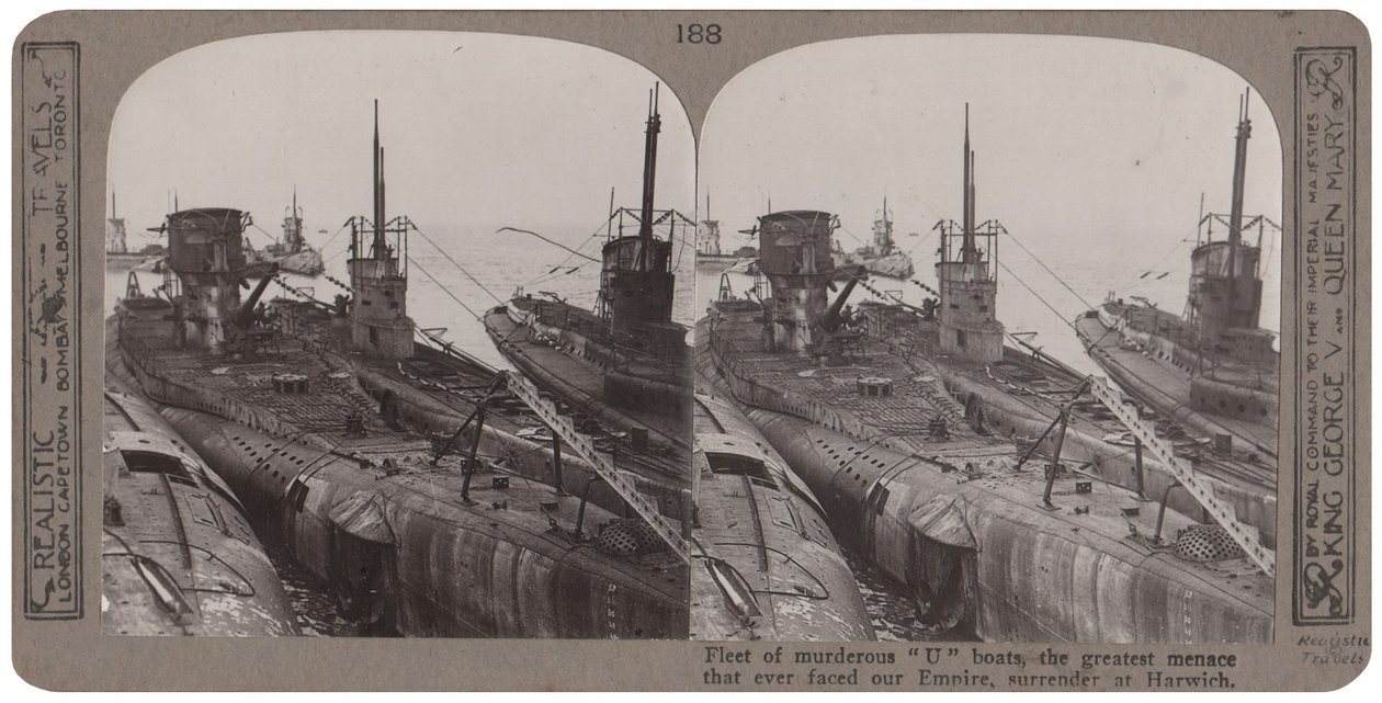 Flotte de sous-marins allemands capturés, la plus grande menace jamais affrontée par notre Empire, reddition à Harwich, novembre 1918 - English Photographer