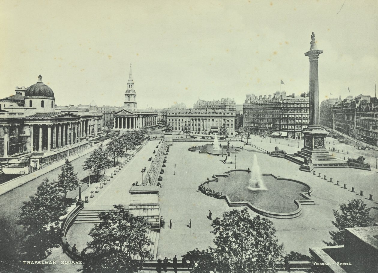 Saint Martin in the Fields, National Gallery, Colonne de Nelson, Trafalgar Square, Westminster : vue depuis le toit vers l