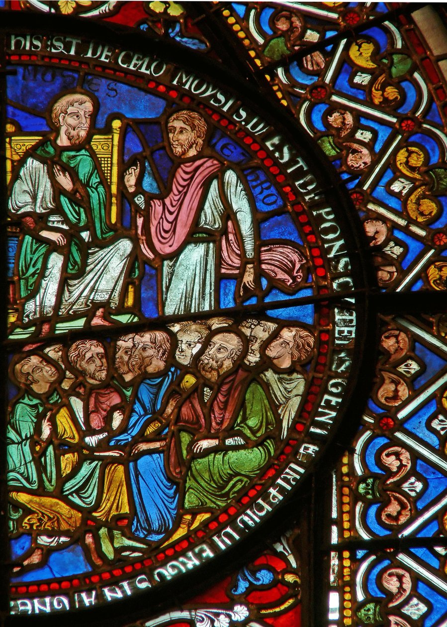 Détail de la fenêtre est de la chapelle de la Trinité représentant Moïse et les Israélites - English School
