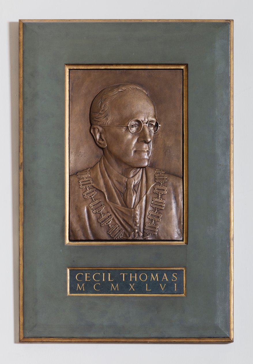 Plaque représentant Cecil Thomas, sculpteur et médailleur, 1946 - English School