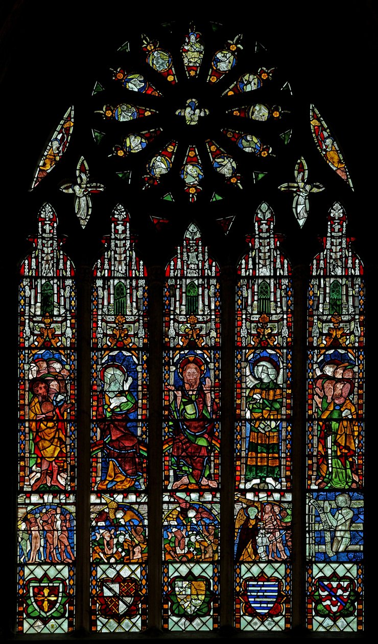 La fenêtre E représentant le Jugement Dernier : Christ, Vierge Marie, Saint Jean Baptiste (rosace - interne) - English School