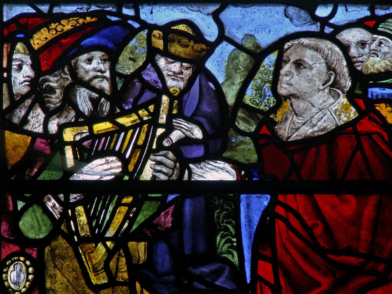 Fenêtre n-5 représentant une figure avec une harpe (détail) - English School