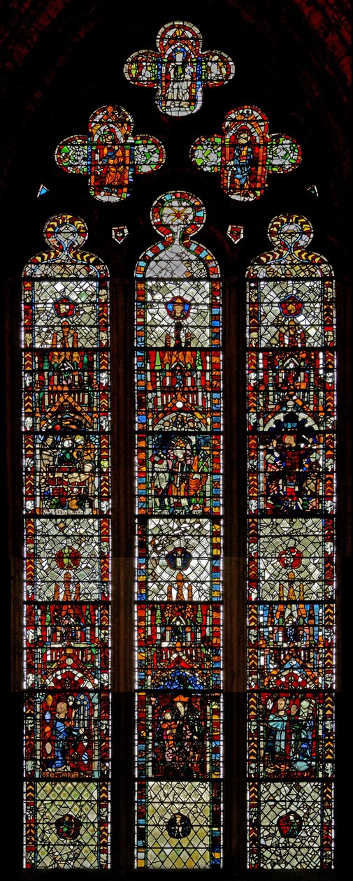 Fenêtre w39 représentant les martyres de Saint Laurent, Saint Denys et Saint Éleuthère - English School