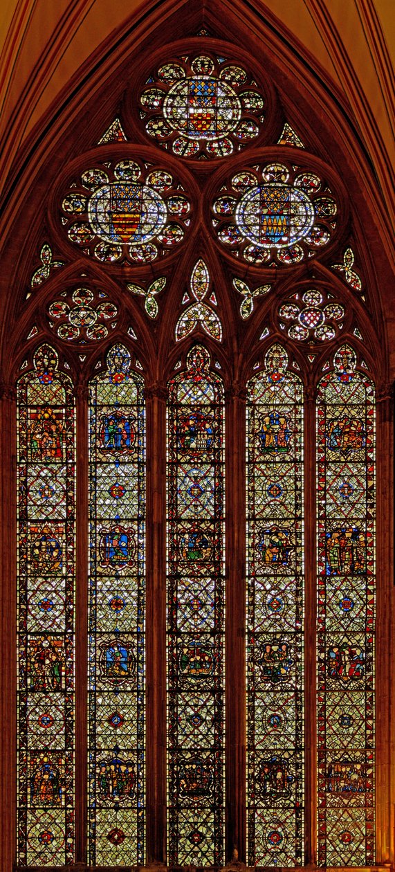 Fenêtre w61 représentant des scènes de la vie de Saint Thomas Becket : aussi Sainte Marguerite, Saint Nicolas, Saint Jean Baptiste et Saint Edmond - English School