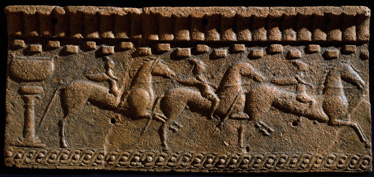 Art étrusque : frise décorée de chevaliers d