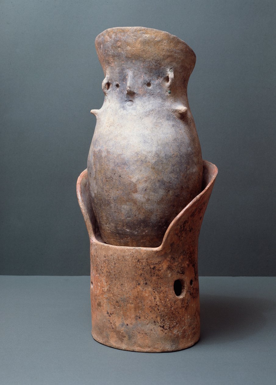 Civilisation étrusque, rite funéraire : ossuaire canope en forme, VIIIe siècle av. J.-C. Du site de Bisenzio - Etruscan