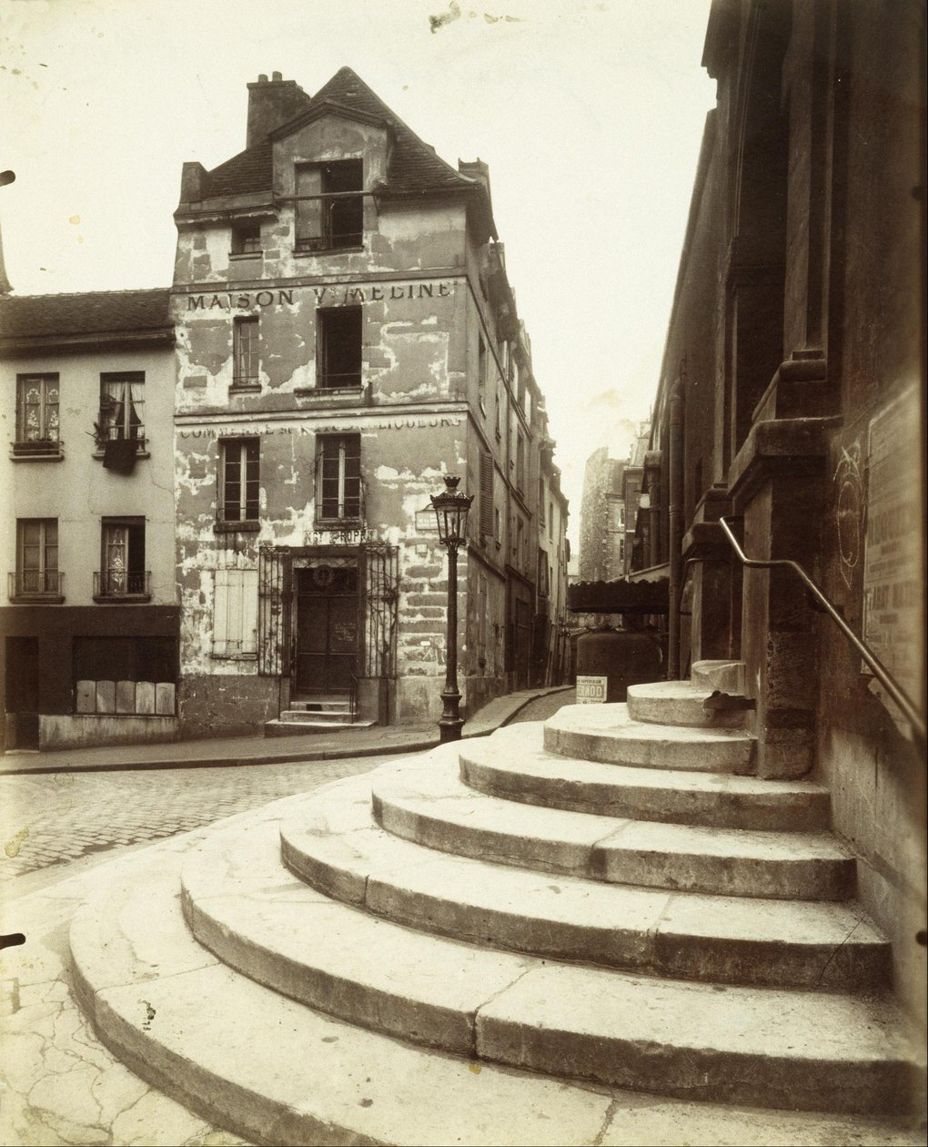 Rue de la Montagne-Sainte-Geneviève - Eugène Atget