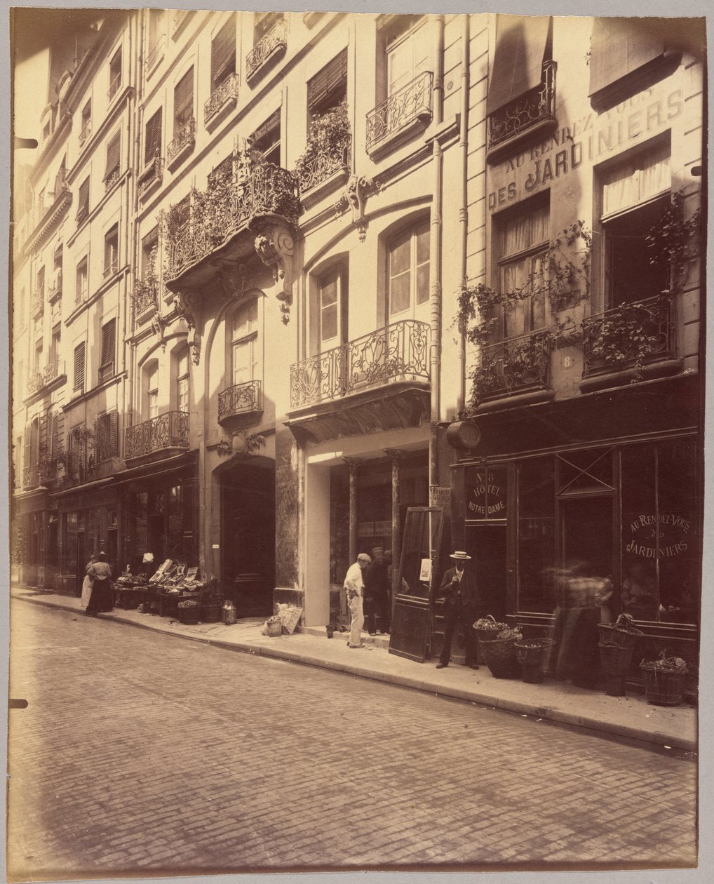 Rue du Petit-Pont - Eugène Atget