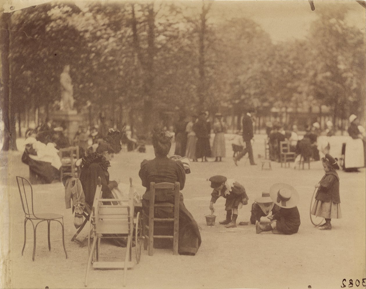 Femmes et enfants dans les jardins du Luxembourg - Eugène Atget