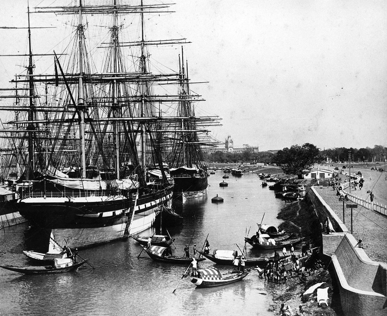 Docks de Calcutta, vers 1880 - European Photographer