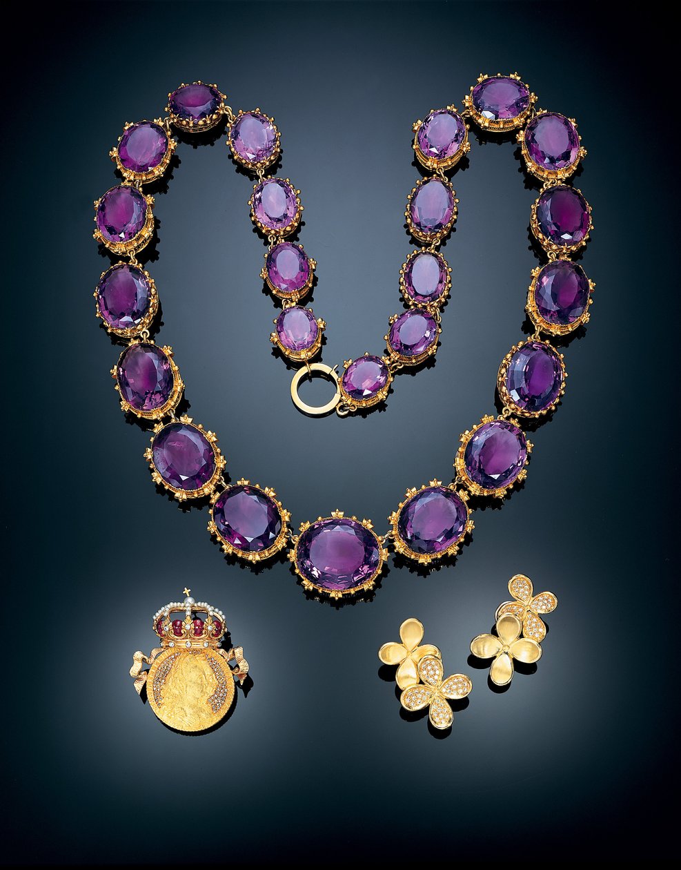 Collier, vers 1870 - European School