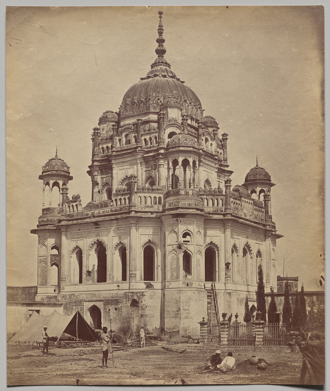 Le tombeau de Saadat Ali dans le palais de Kaiserbagh - Felice A. Beato