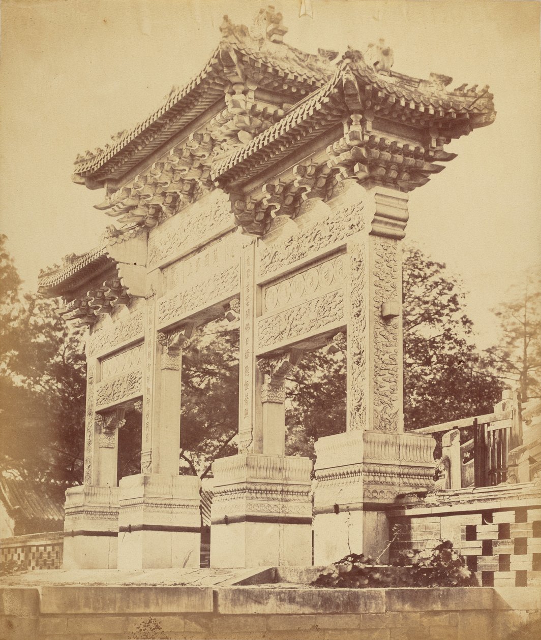 Arc dans le temple Lama près de Pékin, octobre 1860 - Felice Beato