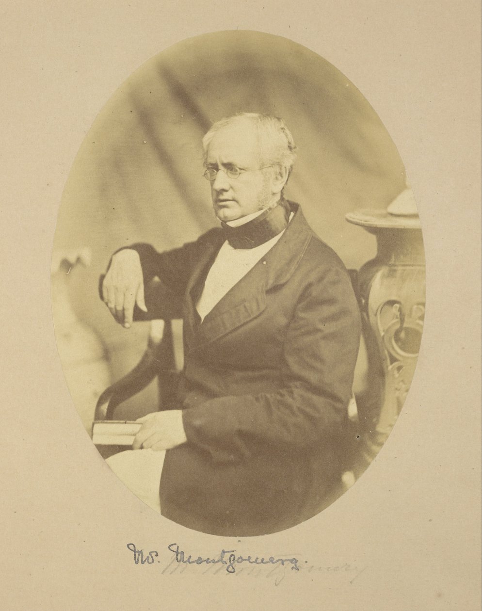 Portrait de Sir Robert Montgomery, Esq., B.C.S, commissaire en chef à Oude - Felice Beato
