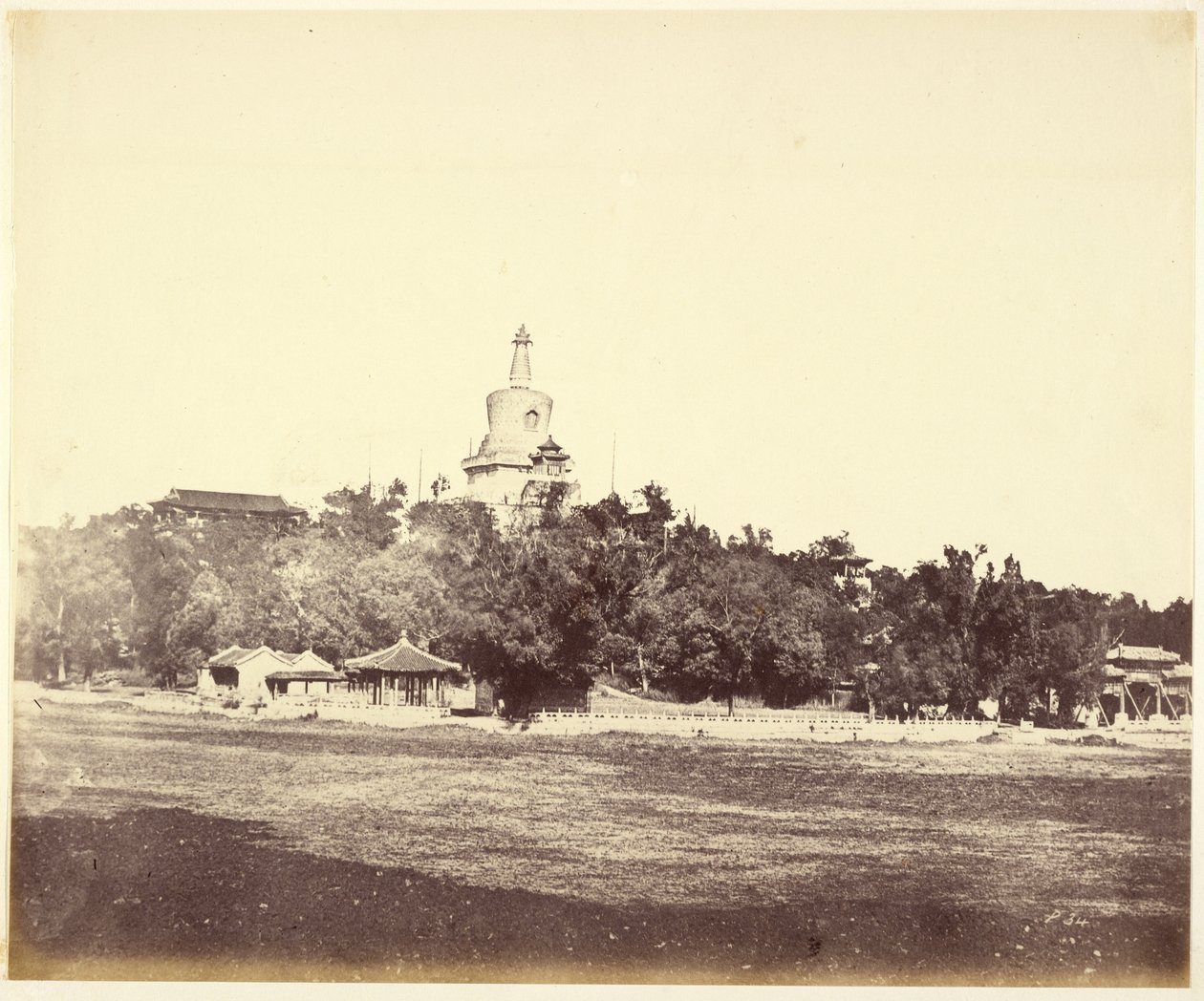 [La grande pagode du Palais impérial d