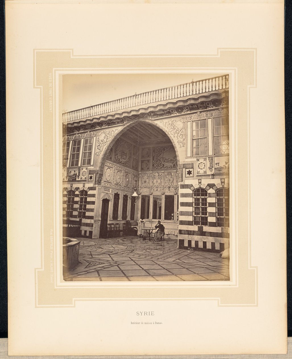 Syrie: Intérieur de maison à Damas - Félix Bonfils