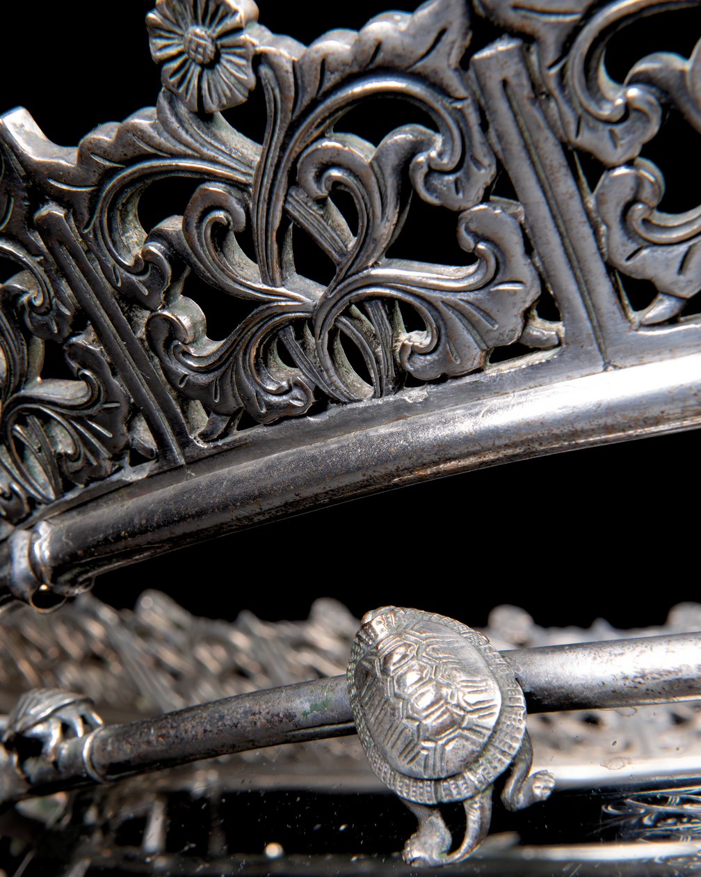 Aquarium et piédestal en bronze argenté 