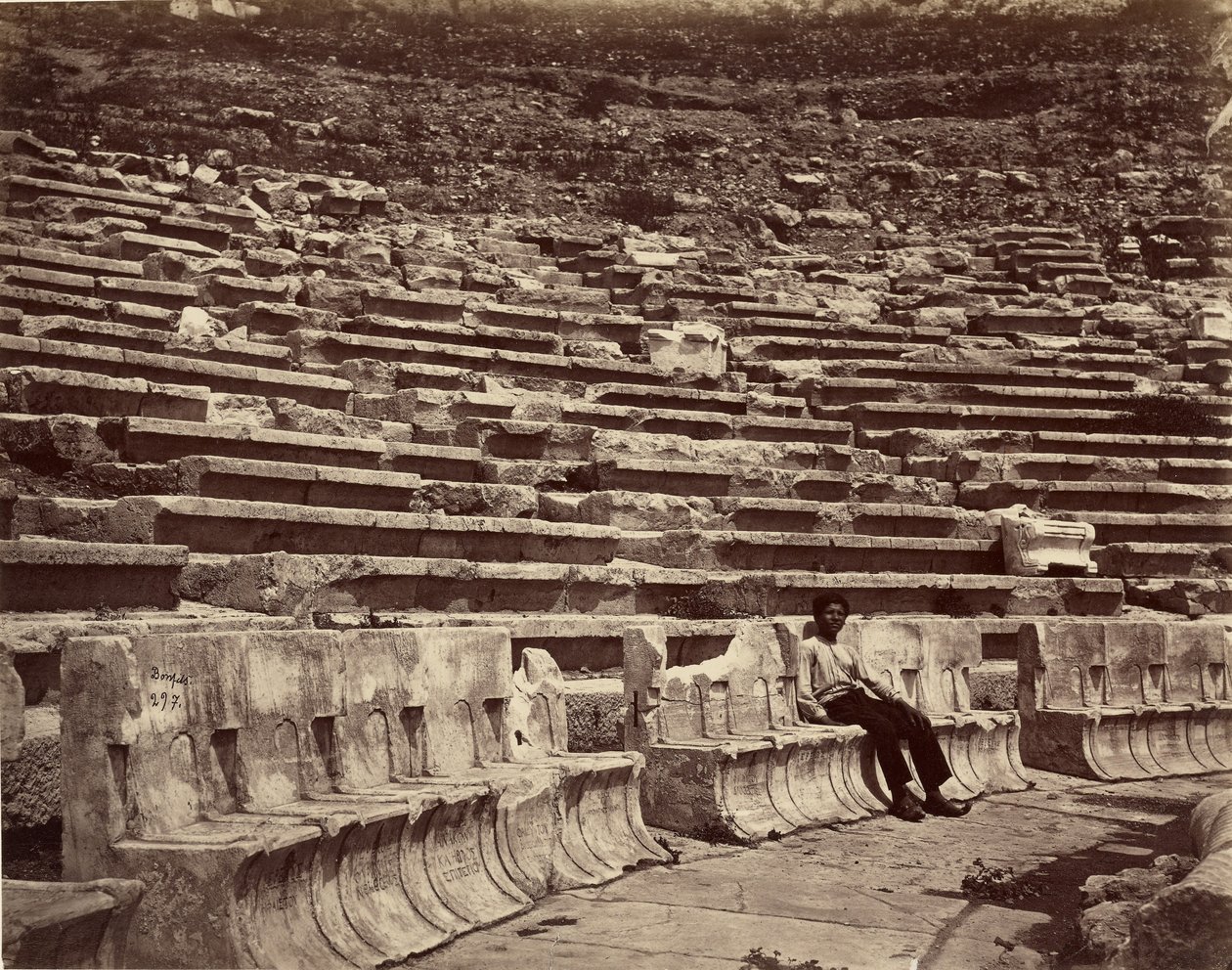 Intérieur du théâtre de Dionysos, Athènes - Félix Bonfils