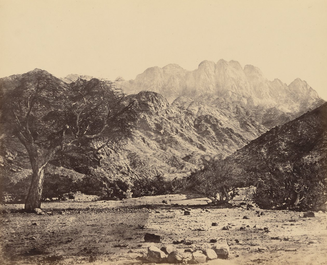 Mont Serbal, depuis le Wádee Feyrán - Francis Frith