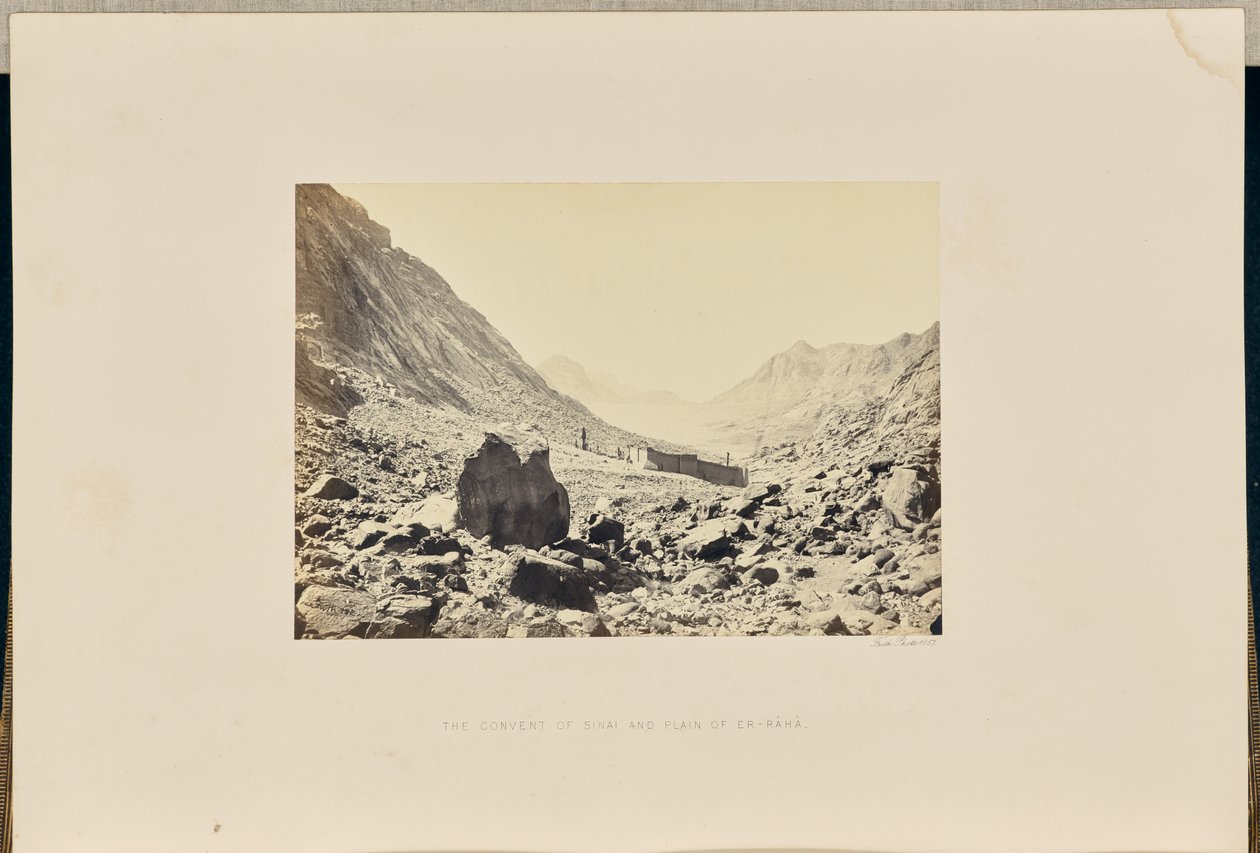 Le couvent du Sinaï et la plaine d