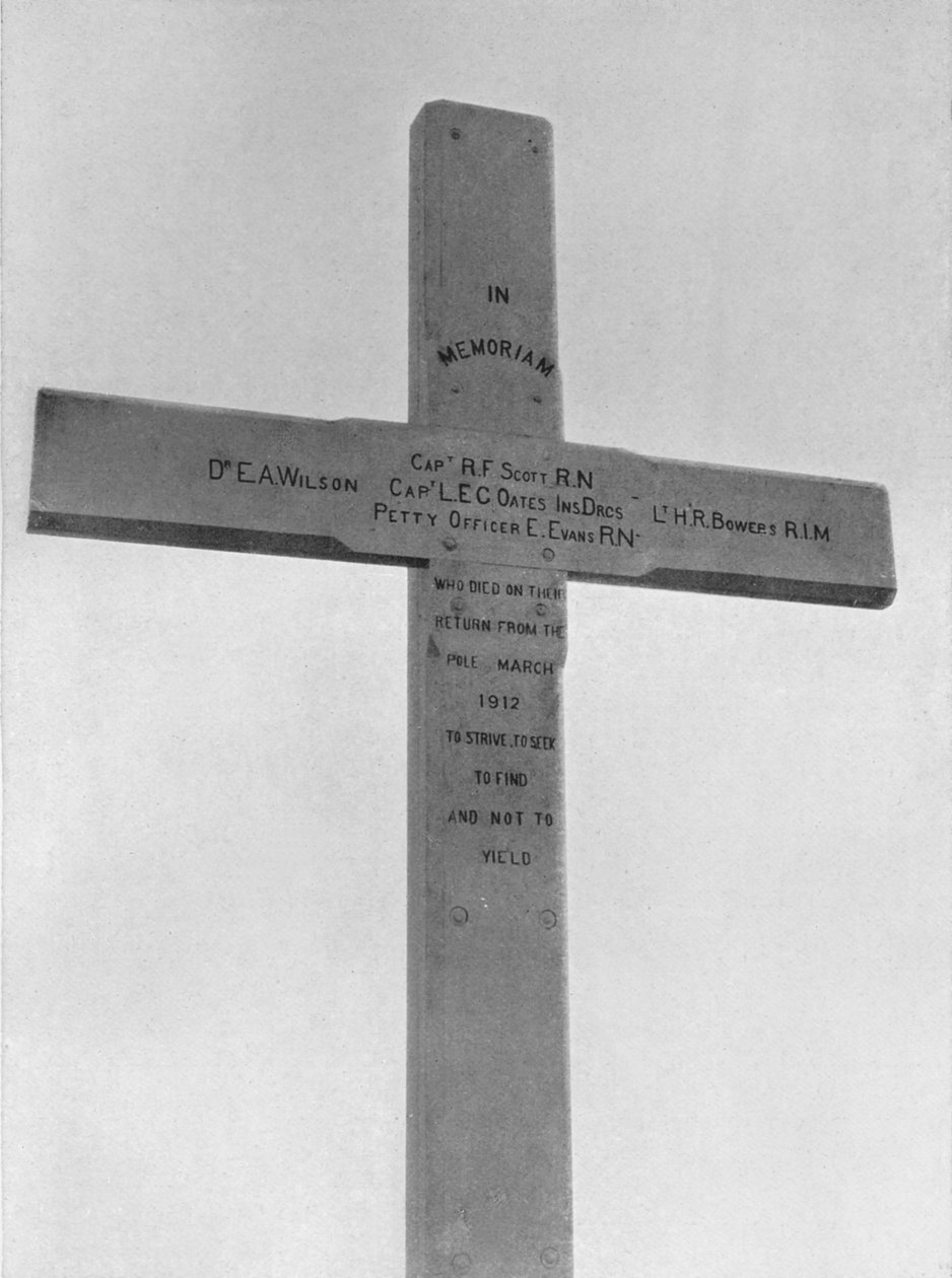 Croix commémorative érigée à Observation Hill pour le groupe du Sud, 1913 - Frank Debenham